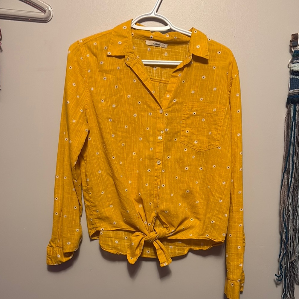 ☀️Yellow Colin’s medium flower blouse